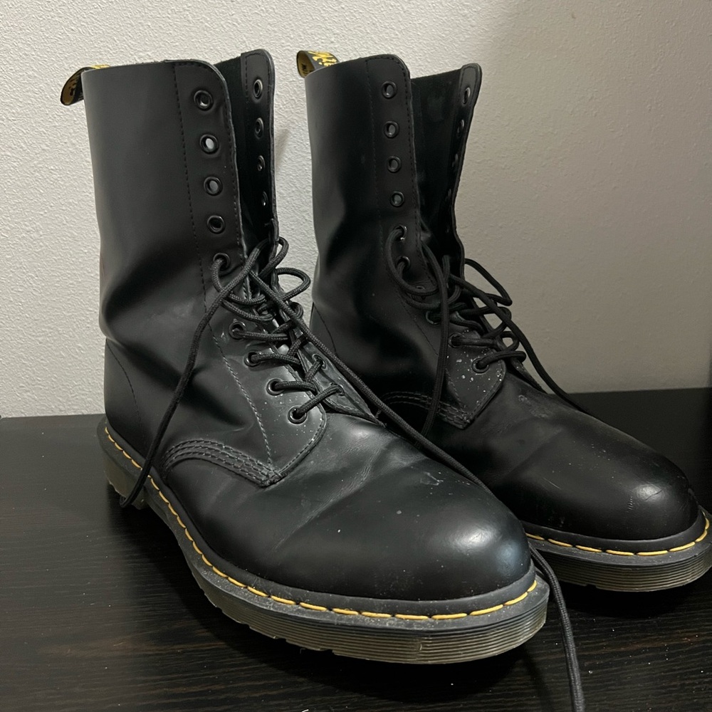 Doc Martens 1490 size US 12
